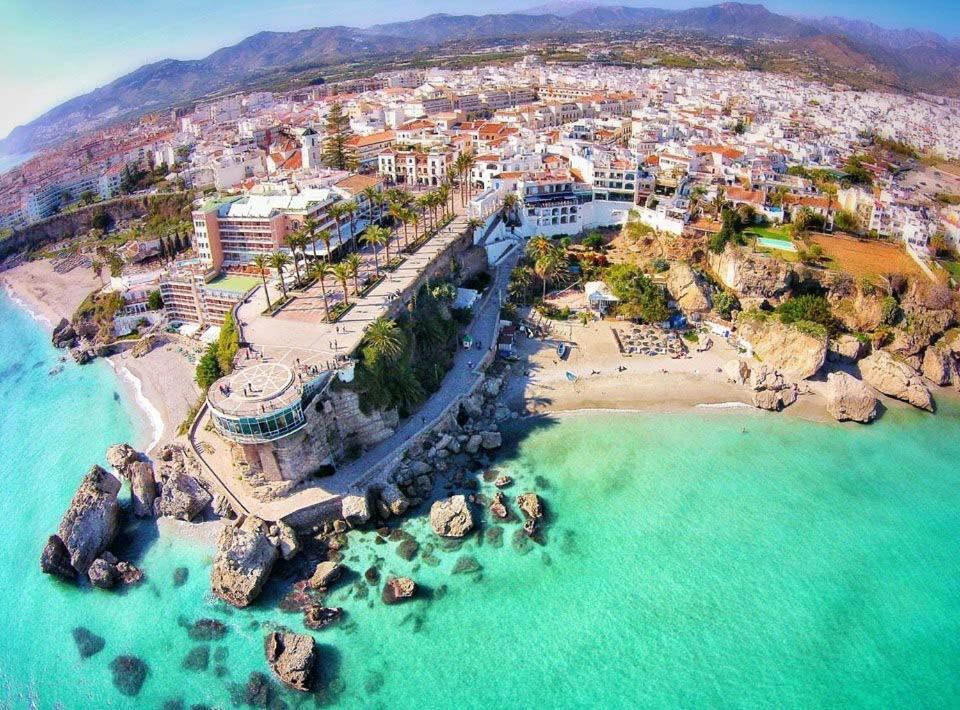Apartamento Capistrano Village Nerja Esterno foto