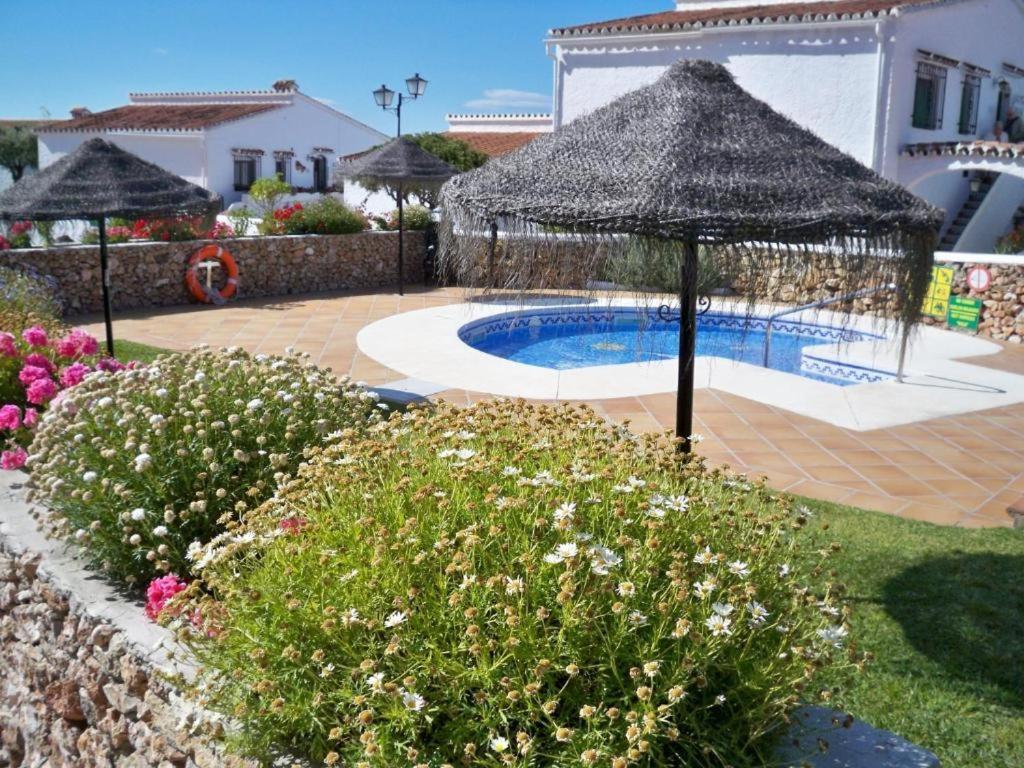 Apartamento Capistrano Village Nerja Esterno foto